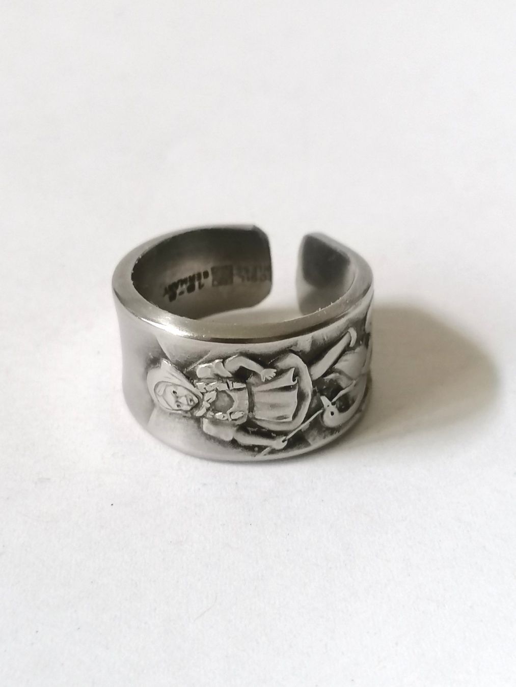 Anelli: Ring aus Silberbesteck, Grösse 59 – Nuovo (secondo la descrizione) da Suhr venduto da zum1.zum2.und 4