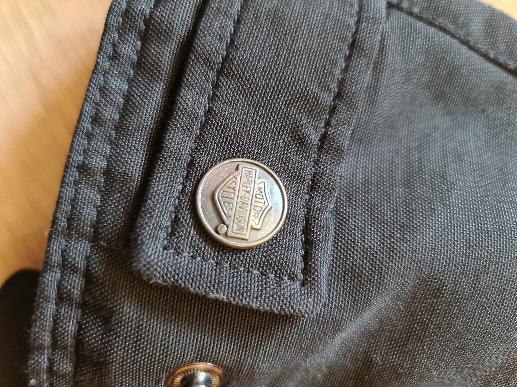 Harley-Davidson Giacche: Harley-Davidson Jacke Damen Größe L – Usato da Reute AR venduto da angelflower 7