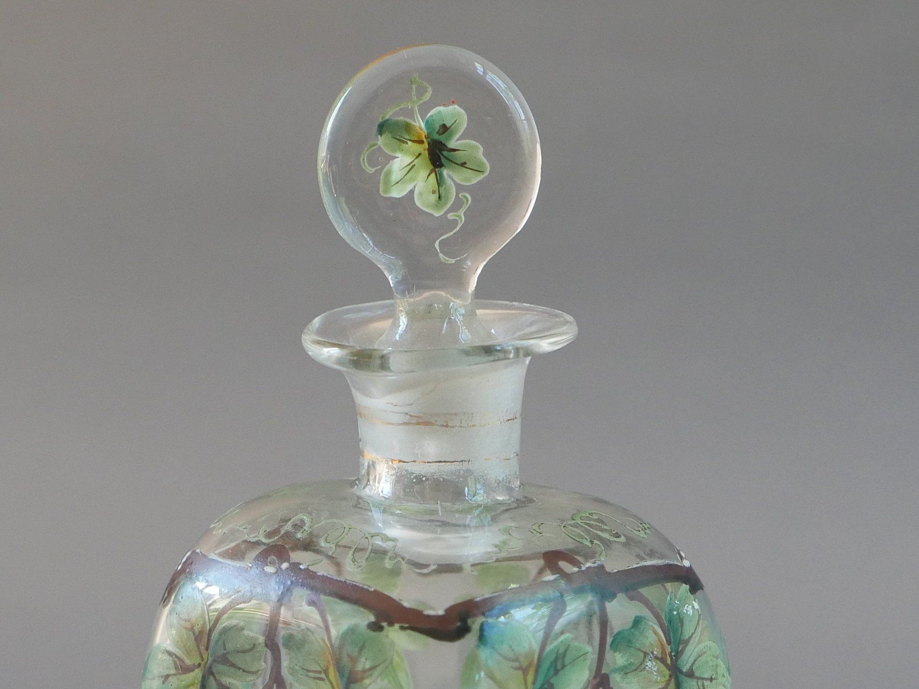 Carafes: GLAS-KARAFFE EMAILLEMALEREI UM 1900 – D'occasion à Balgach par Zwischenraum 3