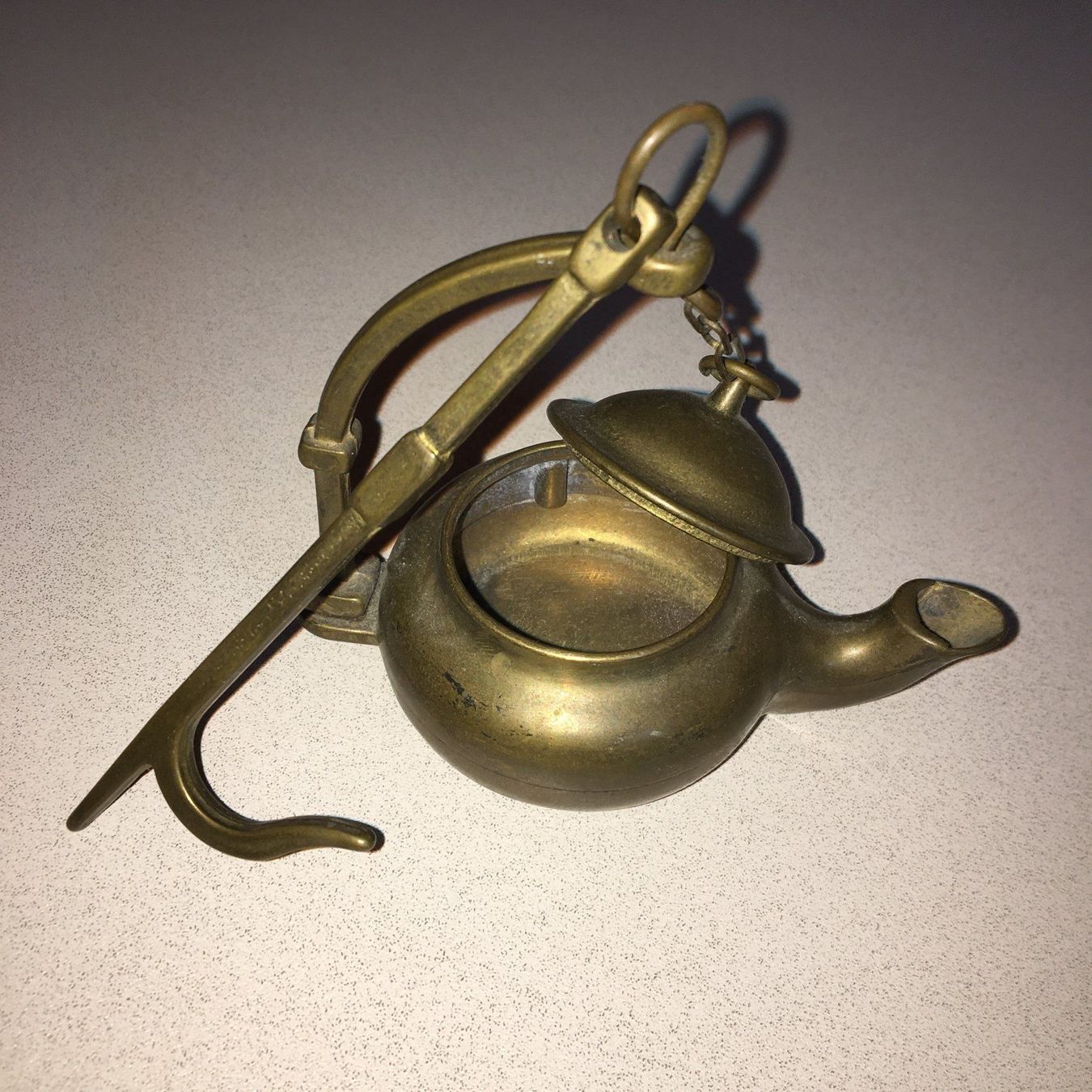 Lampade: Lampe à huile, ancienne – Usato da APPLES venduto da az02 2