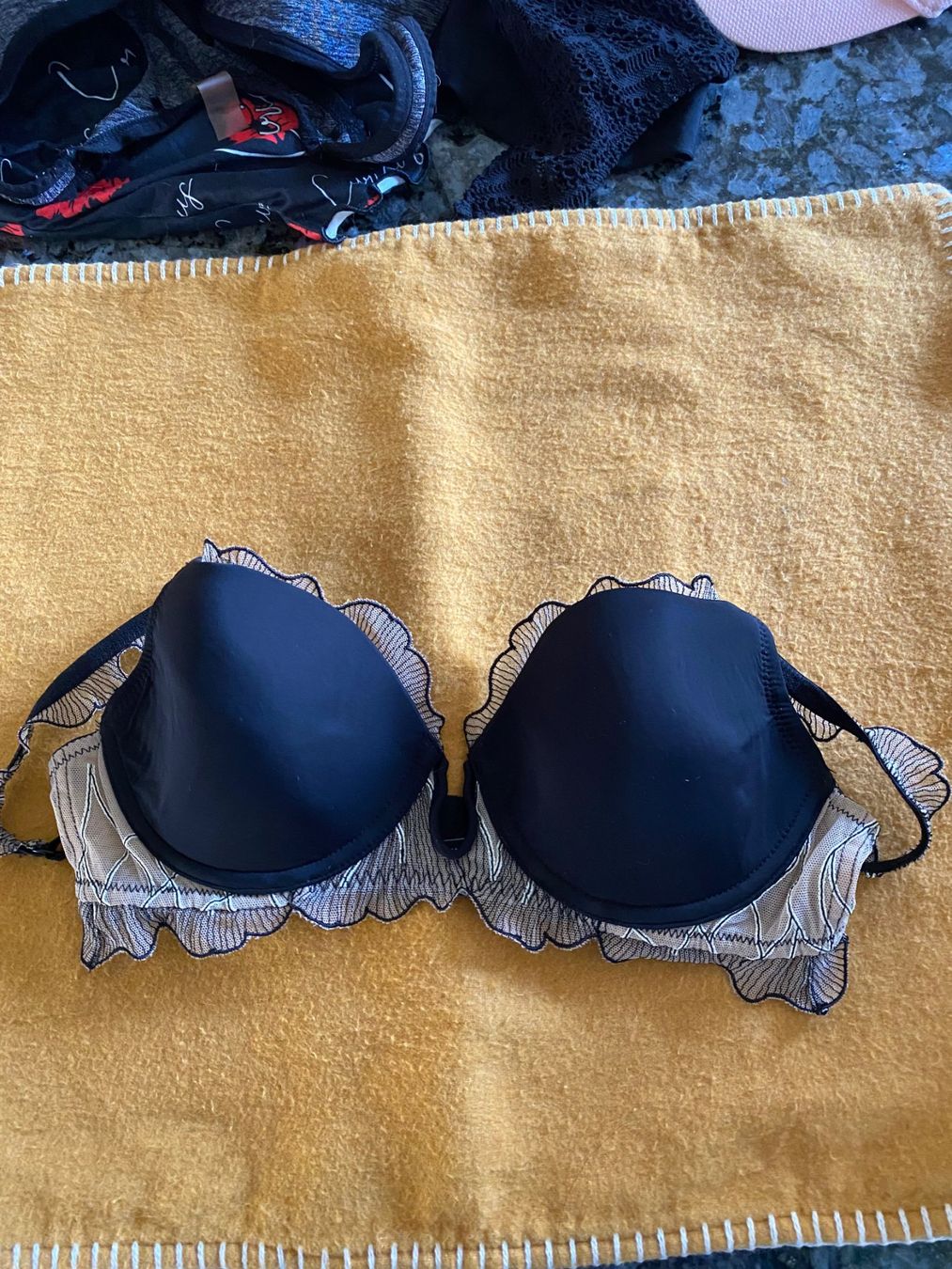 Beldona Altra biancheria intima: Beldona BH 75B – Nuovo (secondo la descrizione) da Allenwinden venduto da Obalu 1