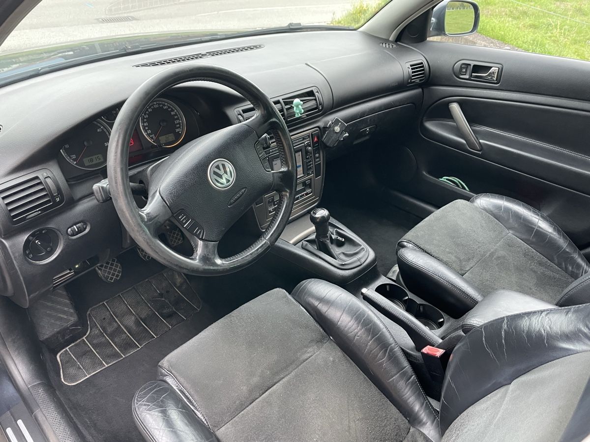 VW Autos: VW Passat Variant – D'occasion à Uetendorf par a_h_2zx9 4