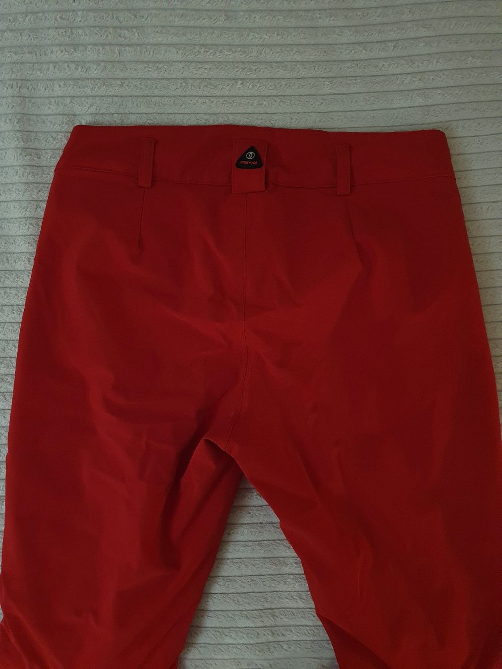 Bogner Pantaloni: BOGNER Fire + Ice Skihose rot L/40 – Usato da Wetzikon ZH venduto da FundusFuchs 2