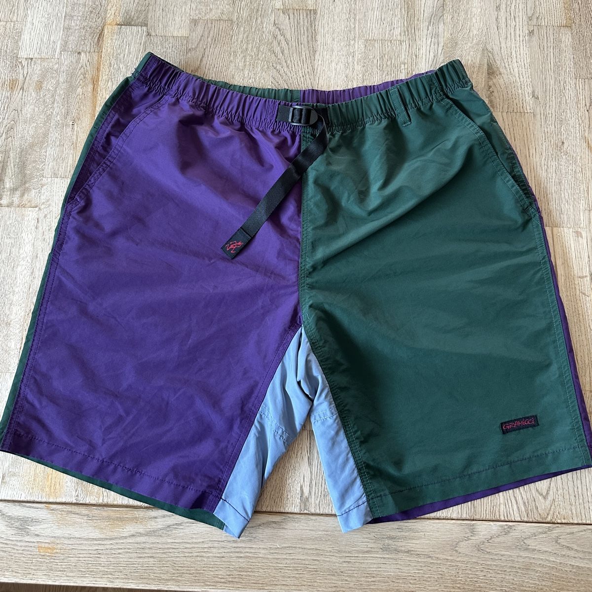 Gramicci Pantaloni: Gramicci Shorts, Grösse M – Usato da Gelterkinden venduto da basilbaet.