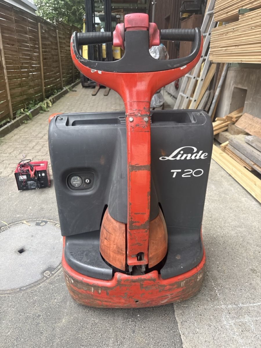 Linde Carrelli elevatori e a forche: Niederhubwagen Stapler Paletrolli Linde – Usato da Ebnat-Kappel venduto da Suizo1291 1