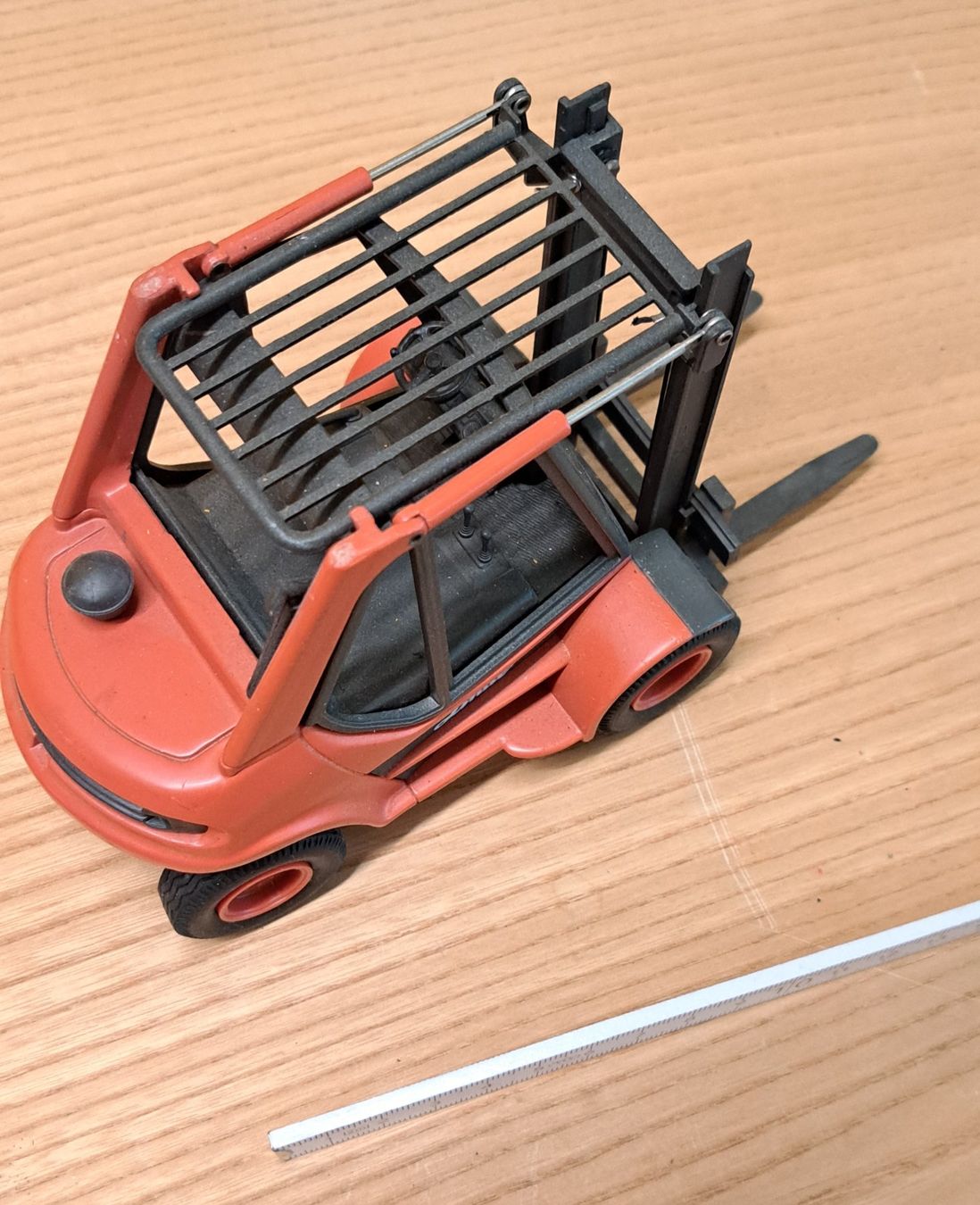 Schuco Modellini d'auto: Linde Modell Stapler (Gabelstapler) Schuco – Usato da Dietlikon venduto da kosta.katoglou 6