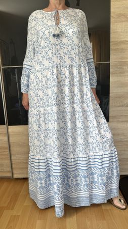 Robe longue imprimée Rainbow EUR 50 bleu blanc.