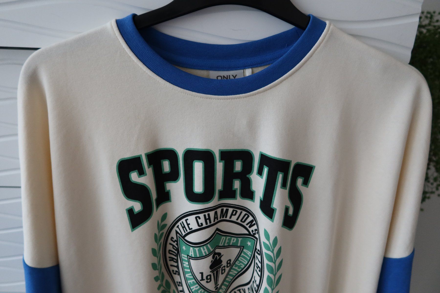 T-Shirts: Damenshirt Grösse L, Baumwolle - NEU – Neu und originalverpackt aus Zürich von Piki7 1