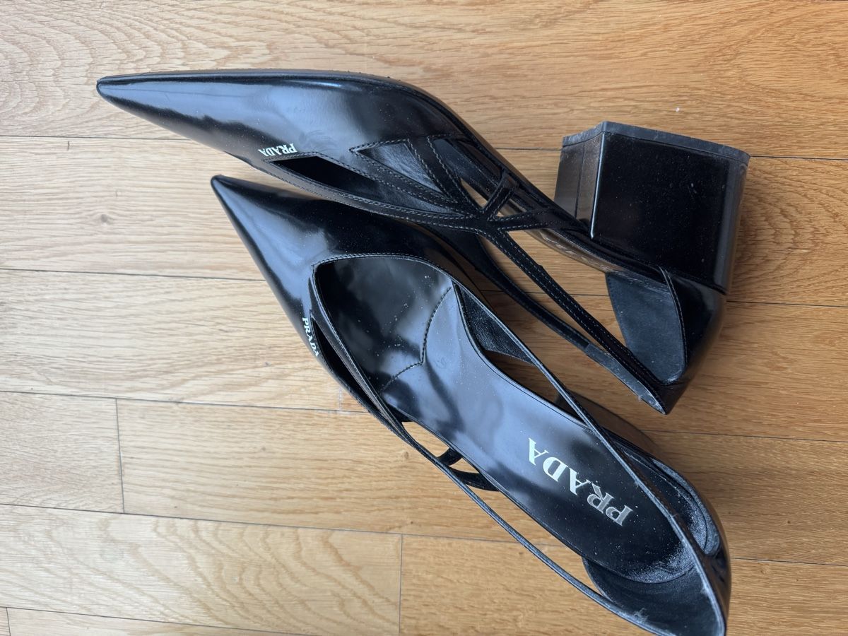 Prada Scarpe da donna: Satin Cut-Out Pumps PRADA – Usato da Zürich venduto da mir_7mpq 1