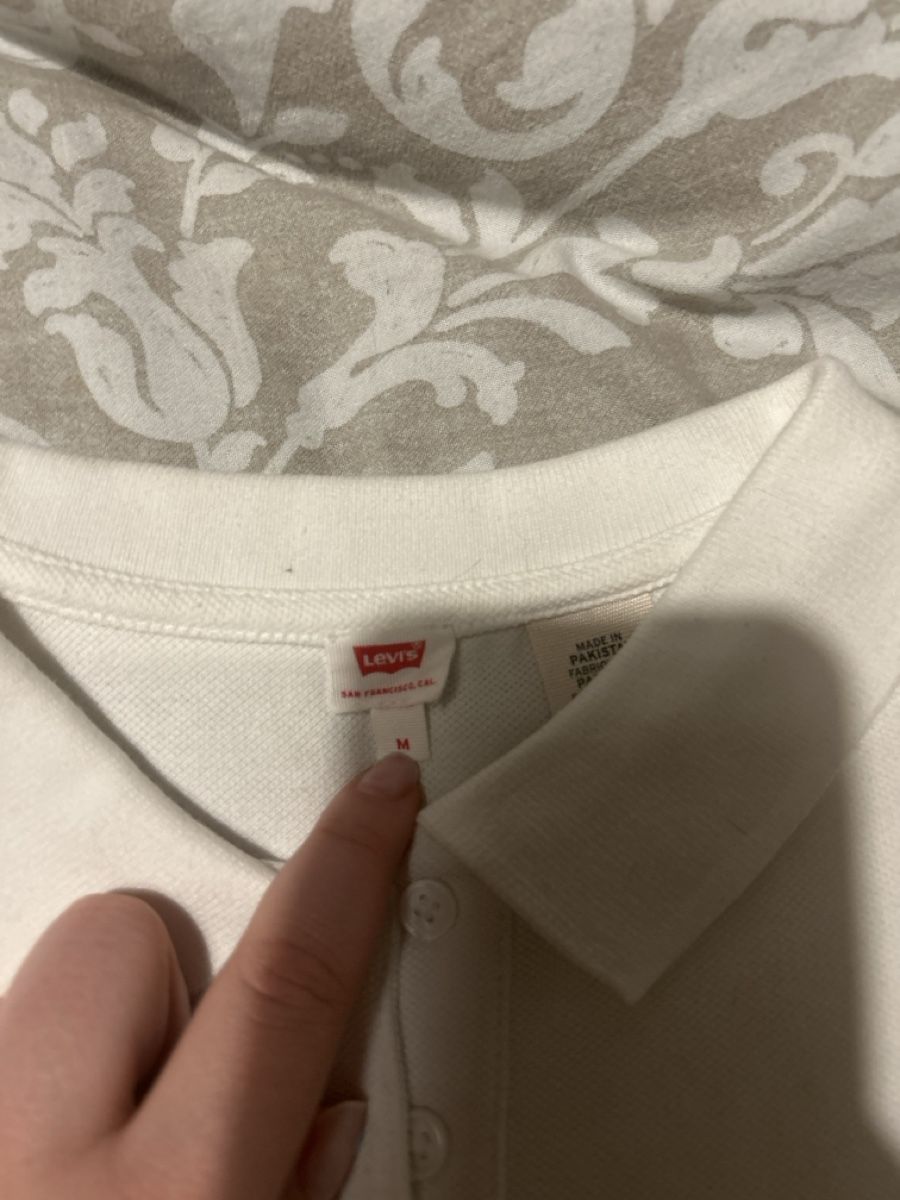 Levi's Magliette Polo: Polo Levi's Blanc Taille M  – Usato da Meyrin venduto da giu_v8tk 1