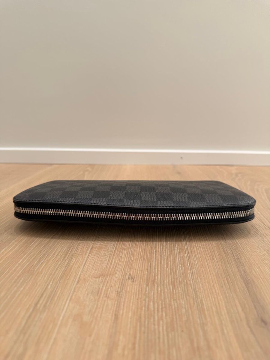 Louis Vuitton Portafogli: Louis Vuitton Zippy Horizontal Damier Graphite – Nuovo (secondo la descrizione) da Marly venduto da gia_s95r 4