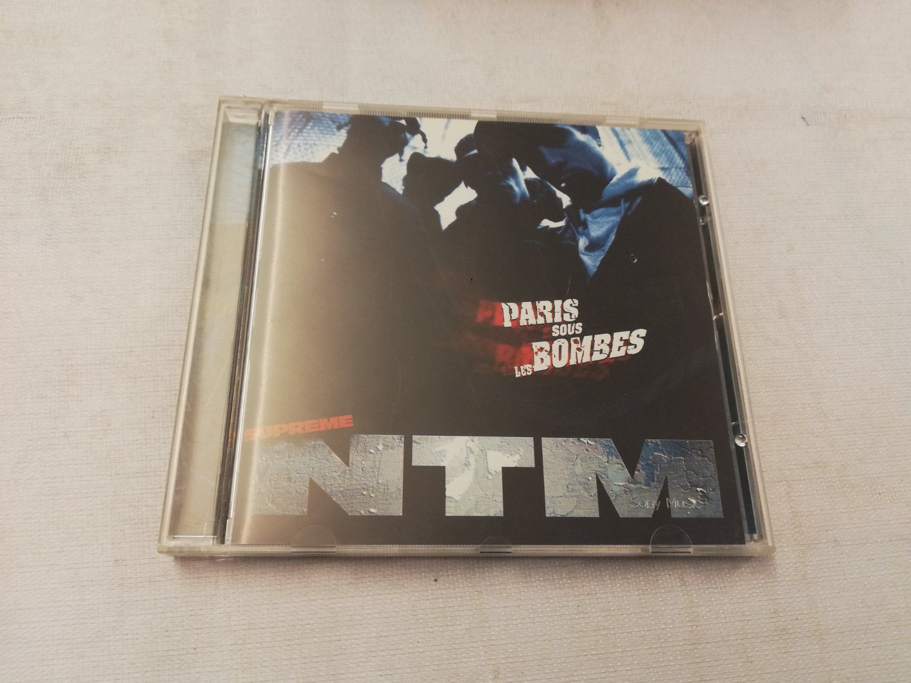 CDs: SUPREME NTM - PARIS SOUS LES BOMBES – D'occasion à Bern par Vinylsound.ch