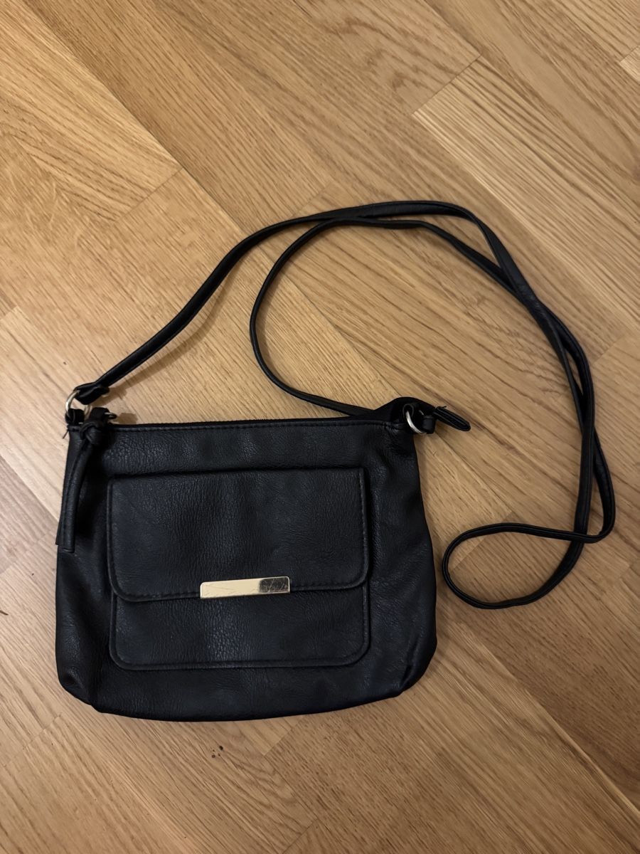 Taschen für Damen: Handtasche, schwarz, Kunstleder – Neu (gemäss Beschreibung) aus Luzern von emm_nw8g