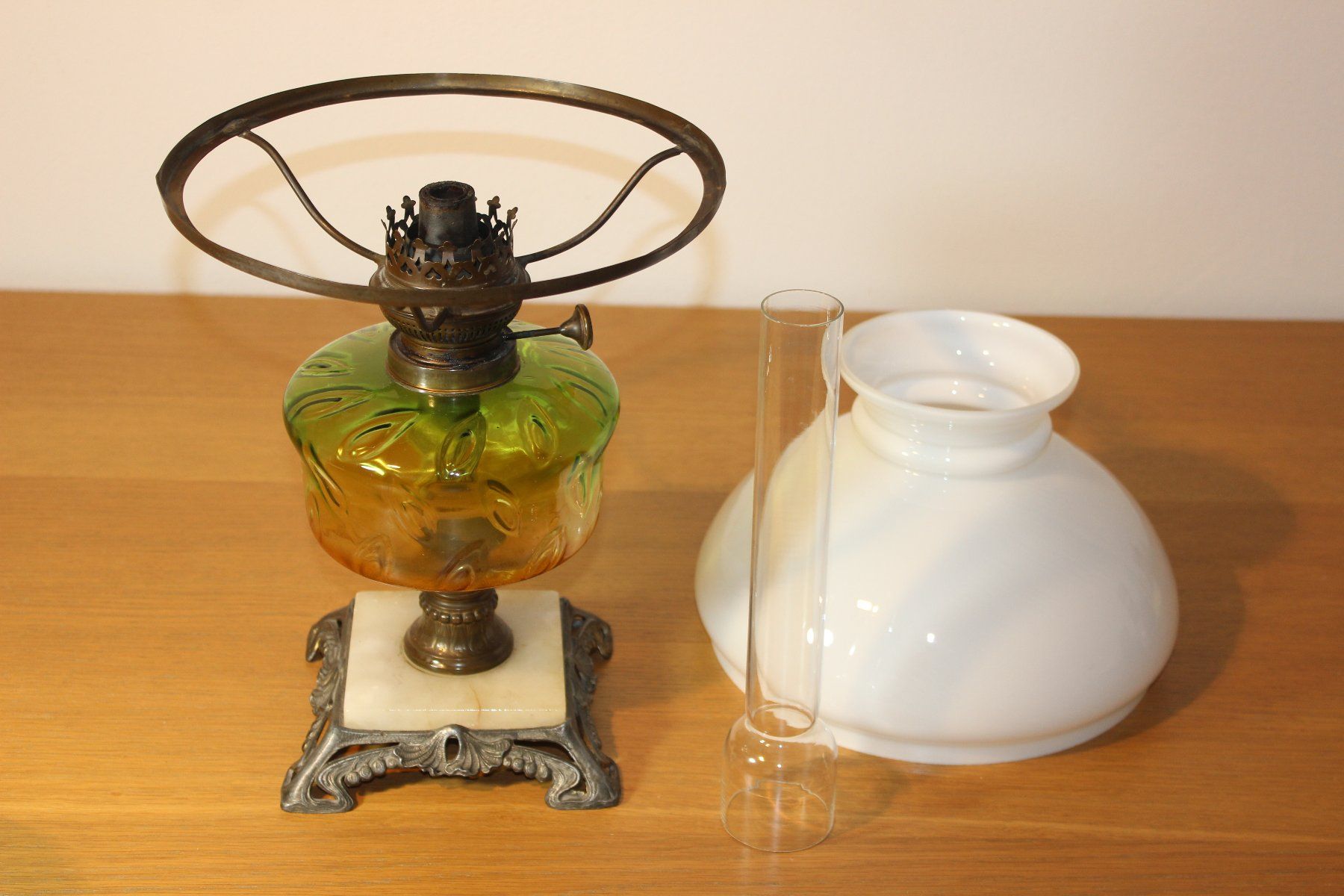 Lampade: Petroleum-Tischlampe – Usato da Basel venduto da Mila_Graf 3