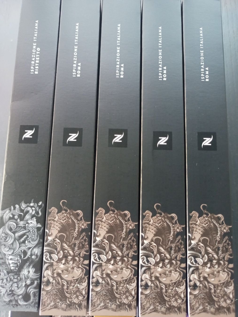 Nespresso Lebensmittel & Spezialitäten: Nespresso Kaffe Kapseln 20 Packung Mix Sortiment  – Neu und originalverpackt aus Winterthur von mal_k2wv 1