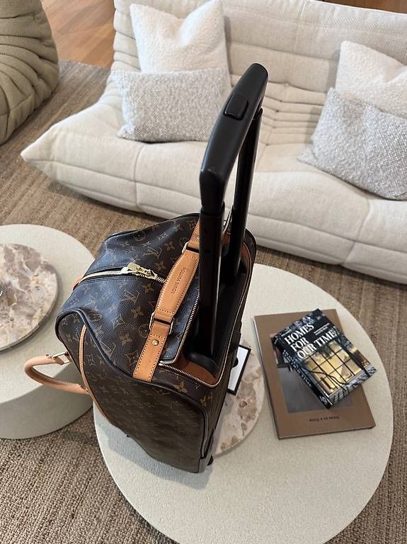 Louis Vuitton Valigie: LOUIS VUITTON REISETASCHE / ROLLKOFFER – Usato da Schwyz venduto da bofb 2