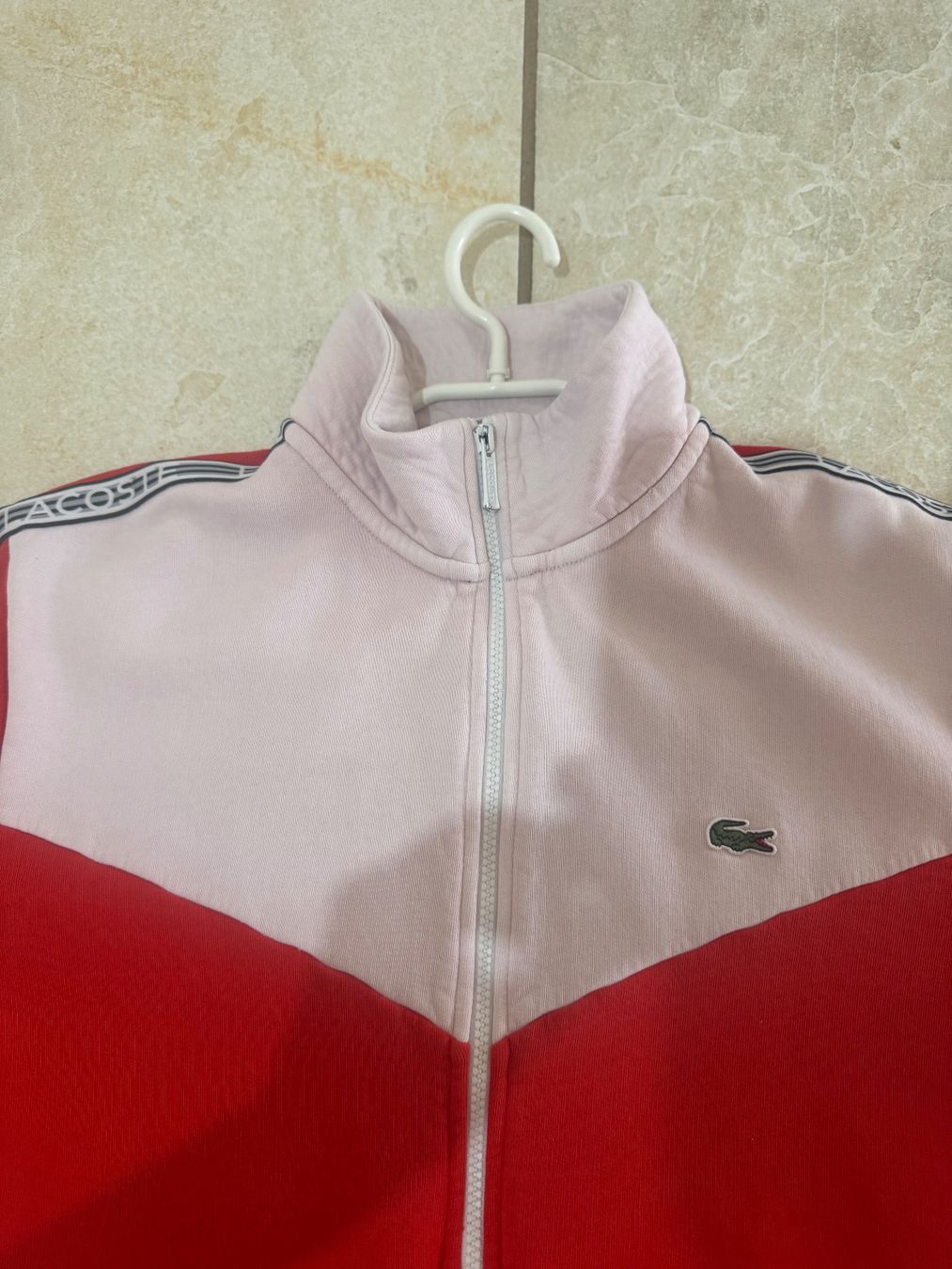 Lacoste Giacche: Veste Lacoste rouge - Taille L – Usato da Châtonnaye venduto da Marco_Mancoca 2