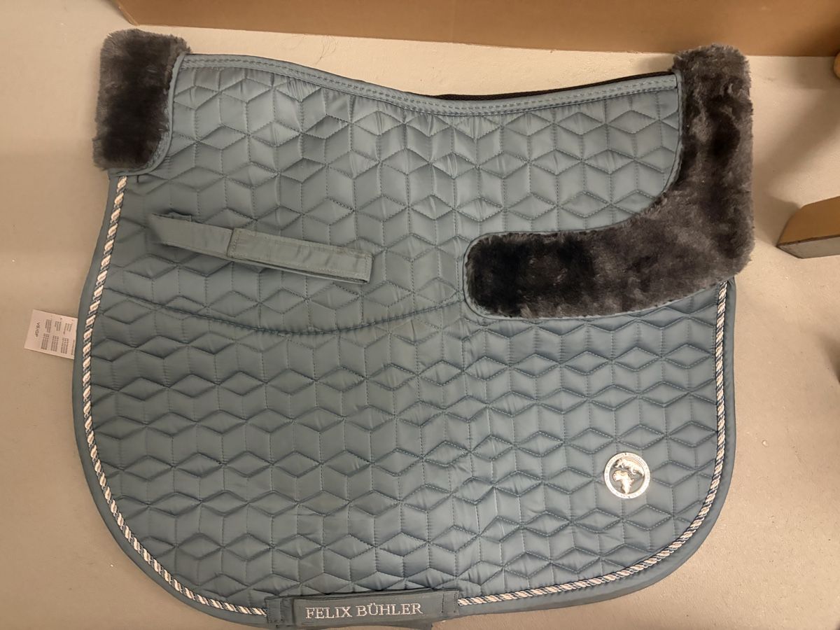 Felix Bühler Coperte: Felix Bühler Schabracke – Nuovo (secondo la descrizione) da Zürich venduto da eli_wxz7