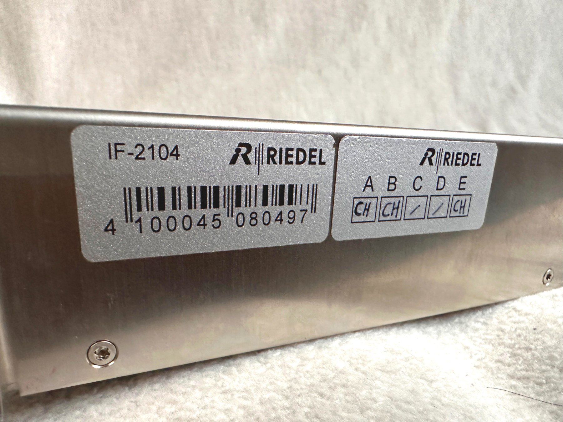 Mischpulte: Riedel IF-2104 4ch 2/4-wire interface partyline intercom no2 – Gebraucht aus Zürich von Malco0 9