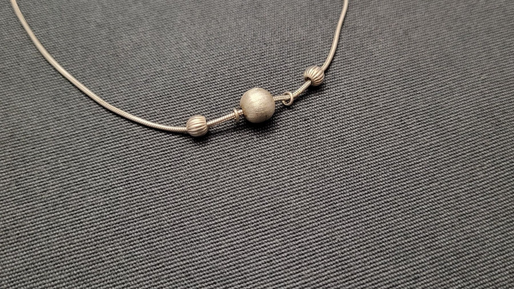 Catenine: Silber-Collier mit Kügeli – Usato da Basel venduto da spinne02 4