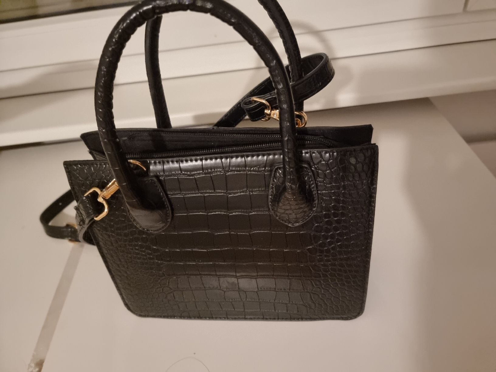 Borse da donna: Schicke Handtasche in Kroko-Optik – Usato da Altstätten SG venduto da melii._.98