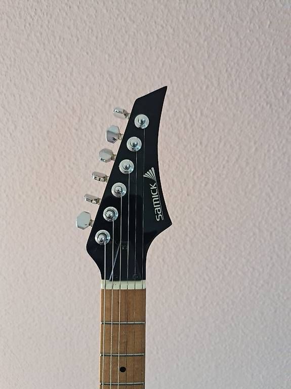 Strumenti musicali: Elektrische Gitarre Samick  – Usato da Affoltern am Albis venduto da headcoach72 2