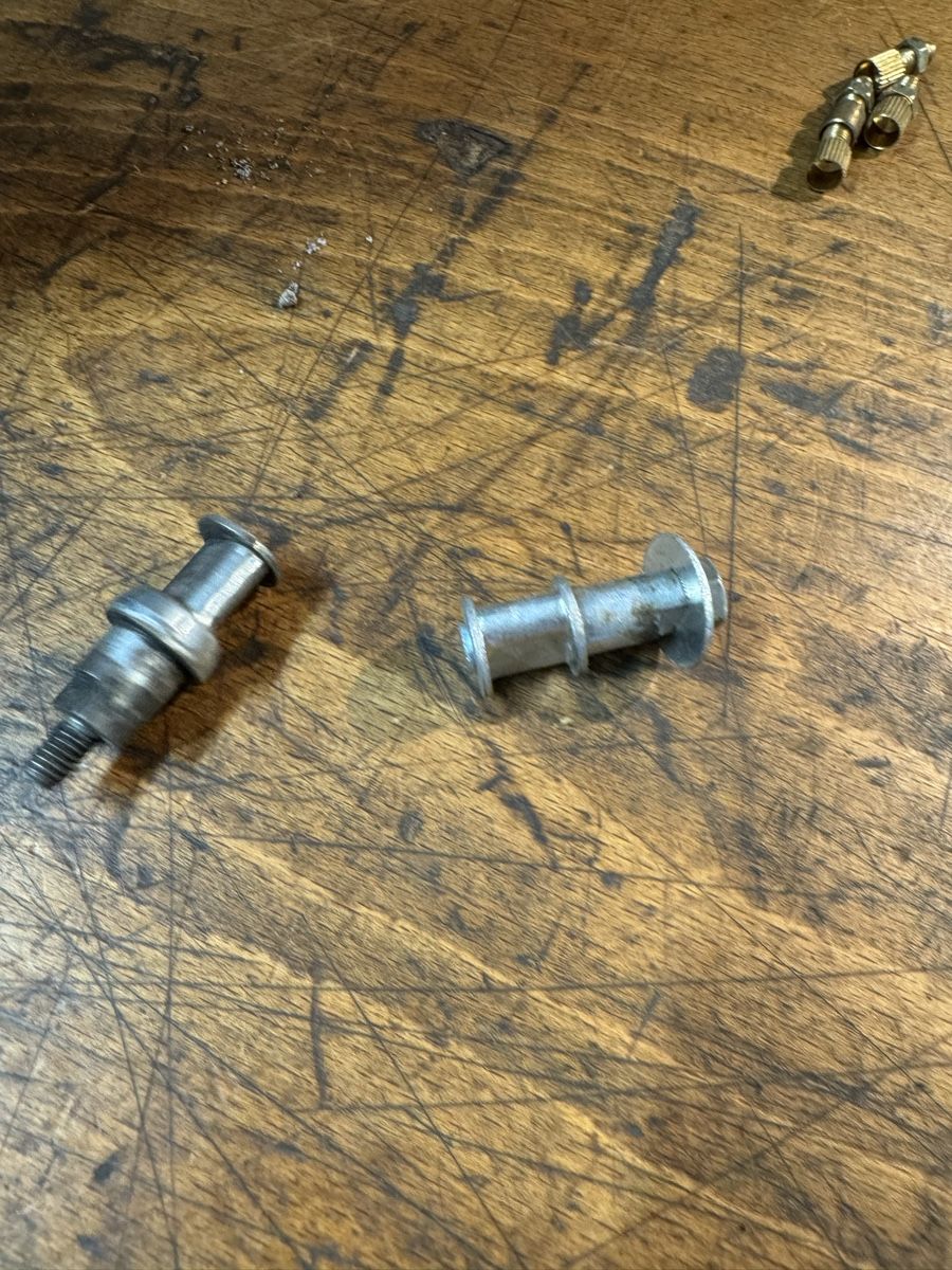 Pièces pour mobylette: Mofa Brems teile  – D'occasion à Dübendorf par Sachs621 2