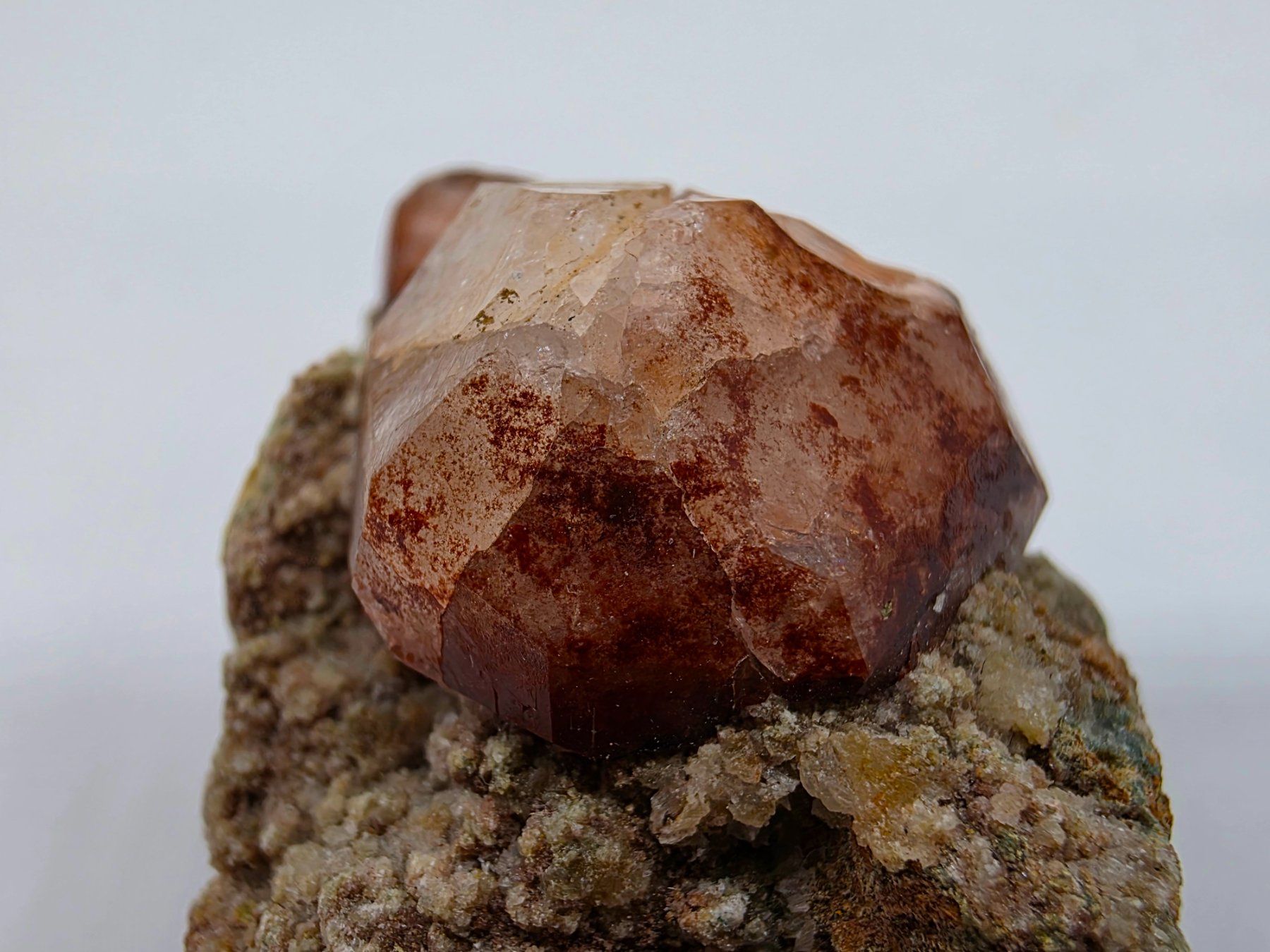 Minerali & Pietre curative: RaRe RED Analcime Mount Kahovan Iran – Usato da Figino venduto da minshop 4