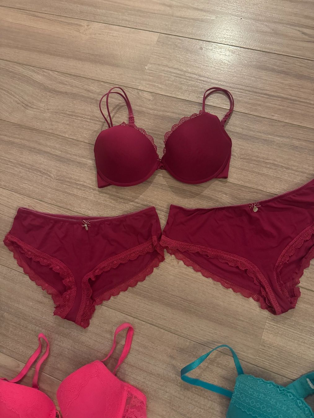 Altra biancheria intima: 10 Stk. BH/Slip Set 75B/S – Usato da Bonstetten venduto da MJ45 1
