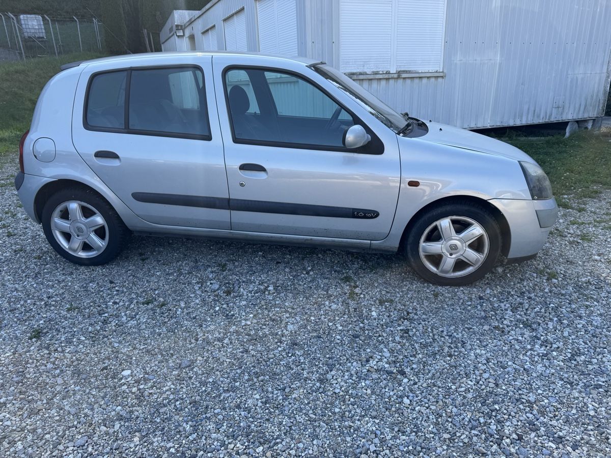 Renault Autos: Renault Clio – Gebraucht aus Alberswil von Filipeber 2