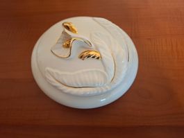 Porzellanschale mit Deckel - goldverziert - NEUWERTIG