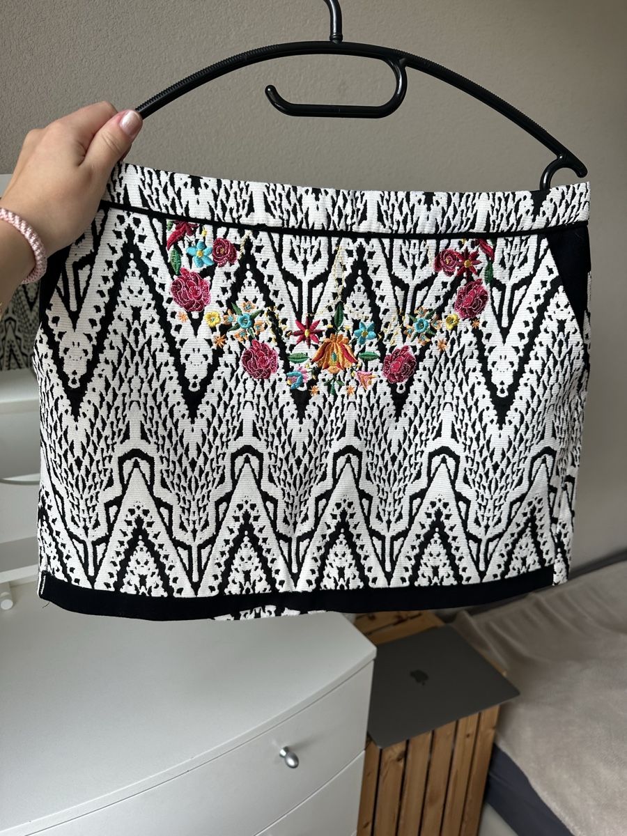 Desigual Jupes: Desigual Rock – D'occasion à Bellmund par Srisi01 2