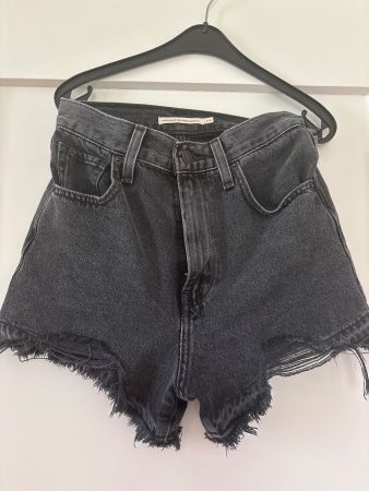 Levi‘s Shorts Gr. 24
