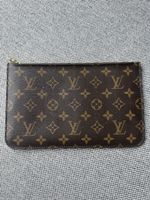 Louis Vuitton Monogramm Pochette von Neverfull