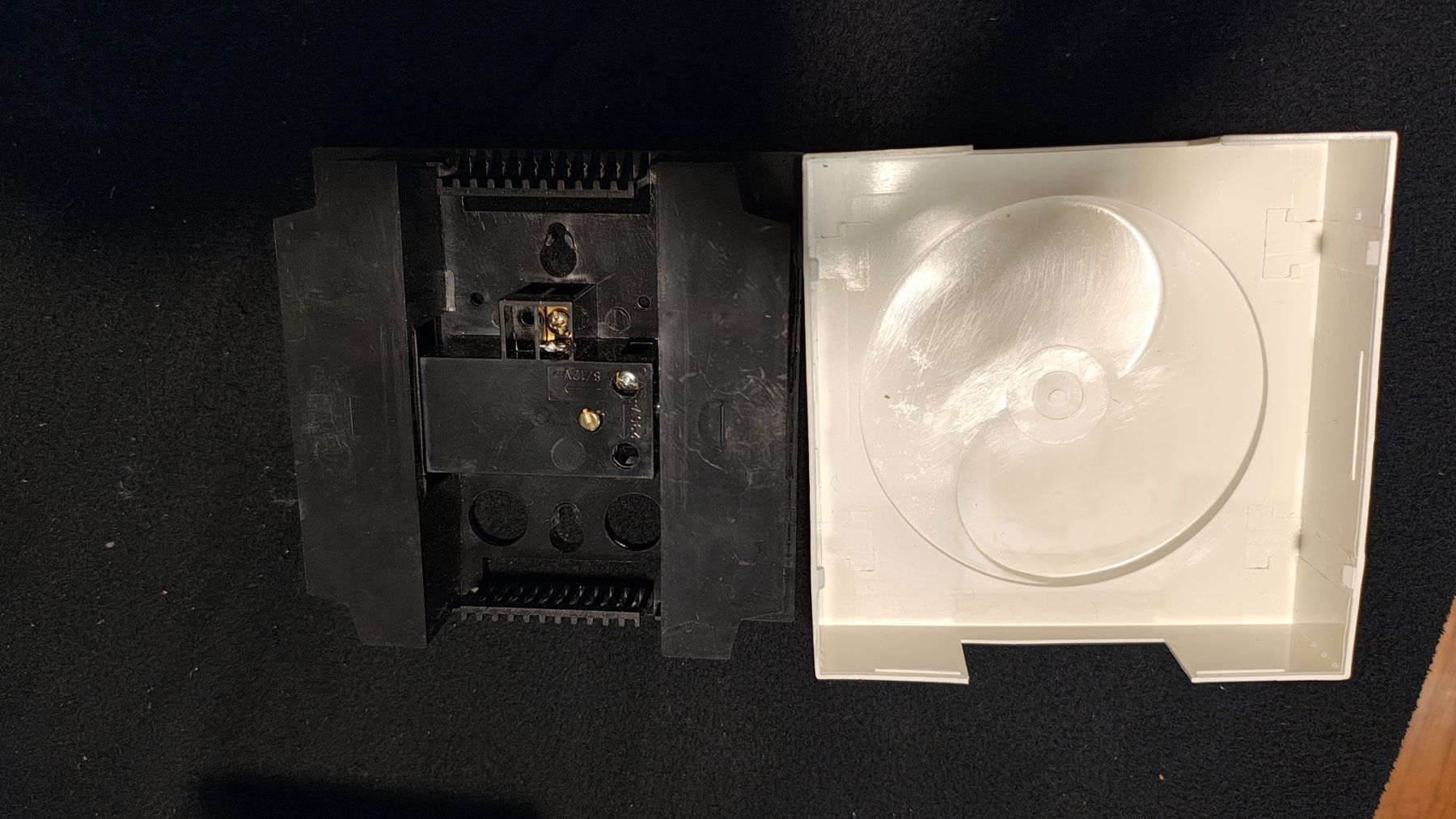Lampade: Tür Gong 8-12V – Usato da Schlieren venduto da Conex7000