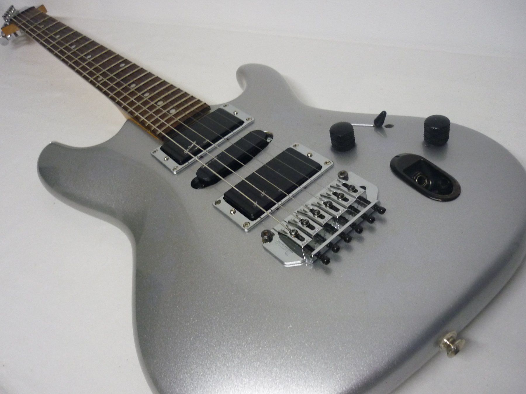 Ibanez Musikinstrumente: E-Gitarre Ibanez Ergodyne mit Bag – Gebraucht aus Maienfeld von John13 7