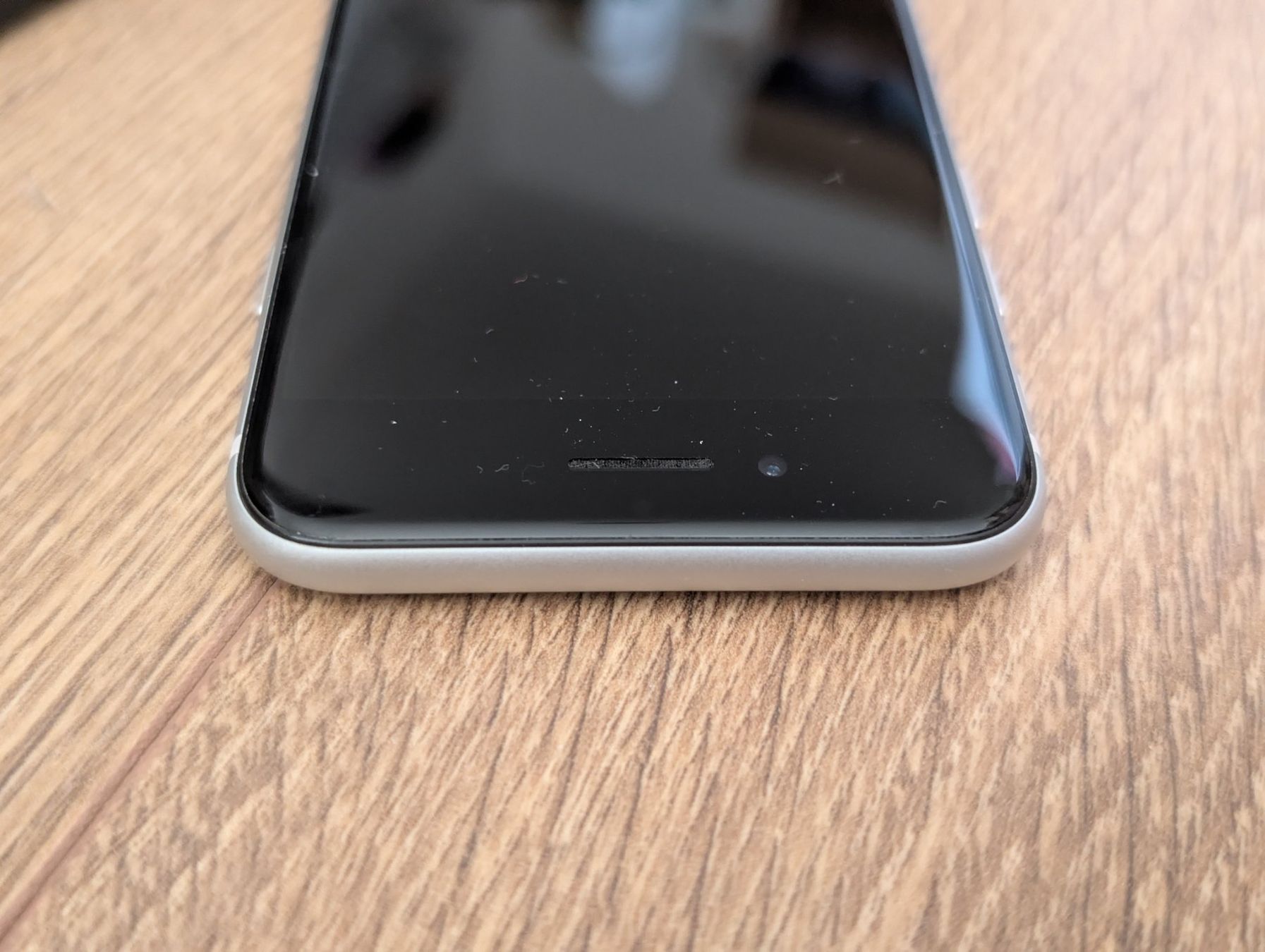 Apple Telefoni cellulari / Smartphones: iPhone SE - 2. Generation - Weiss - 64GB - TOP ZUSTAND – Usato da Rickenbach b. Wil venduto da Shatter 6