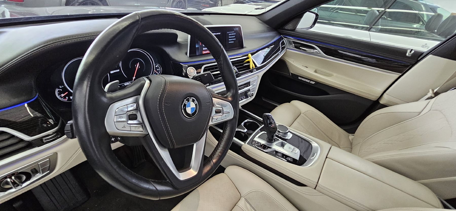 BMW Automobili: BMW 740LE Xdrive – Usato da Rougemont venduto da 911__ 4