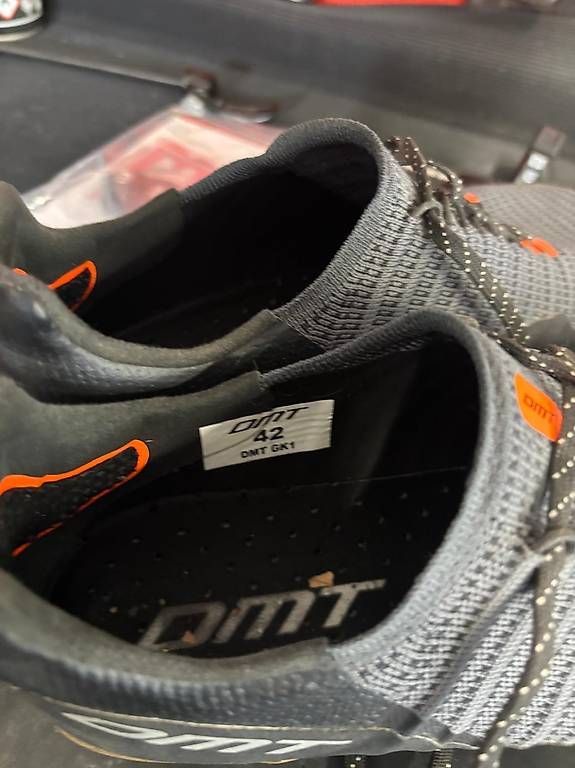 Herrenschuhe: DMT Gravel laces 42 – Gebraucht aus Casima von fli_kc2y 1