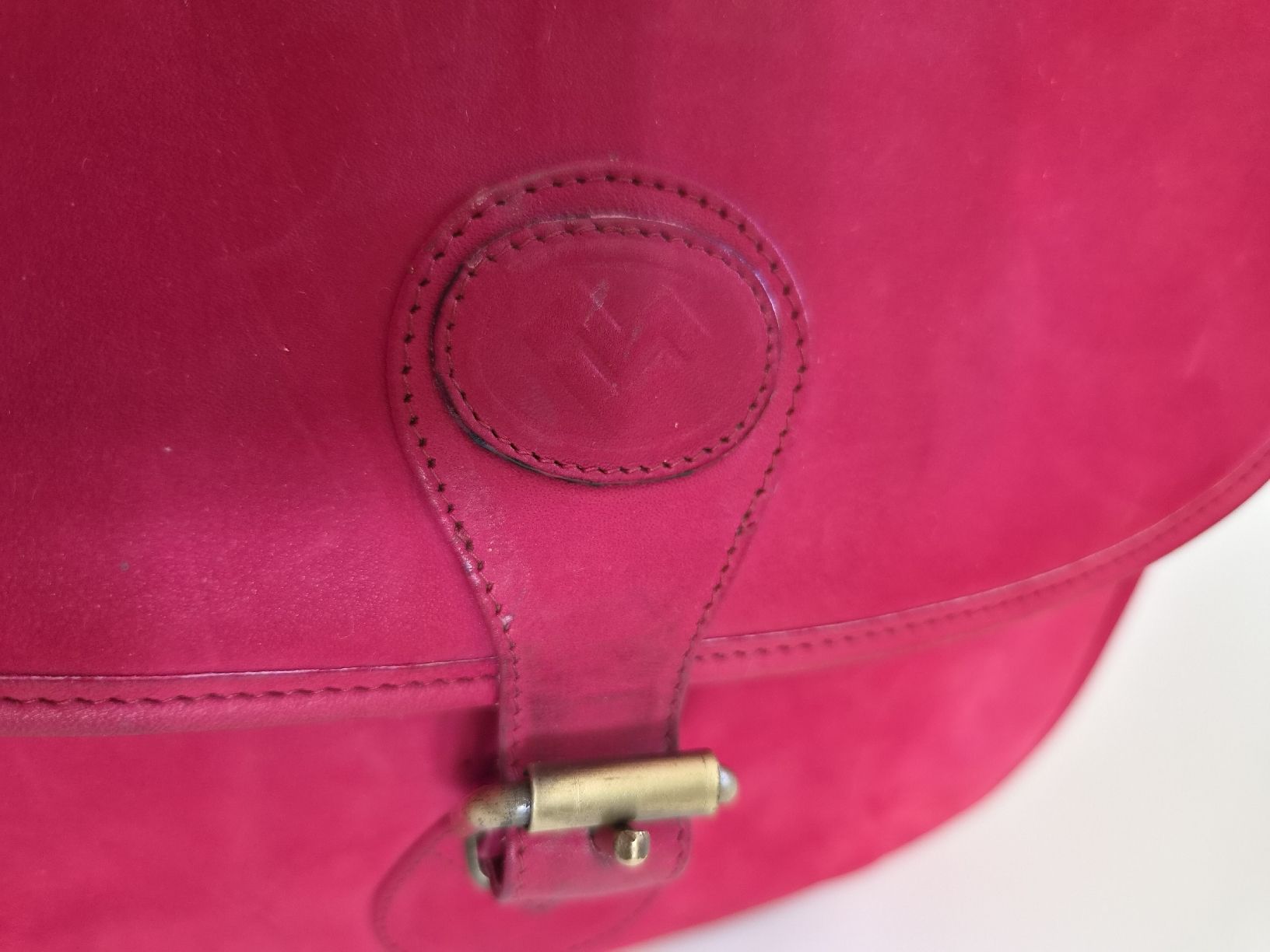 Valentino Taschen für Damen: Mario Valentino Umhängetasche – Gebraucht aus Chur von nin_rn2r 1