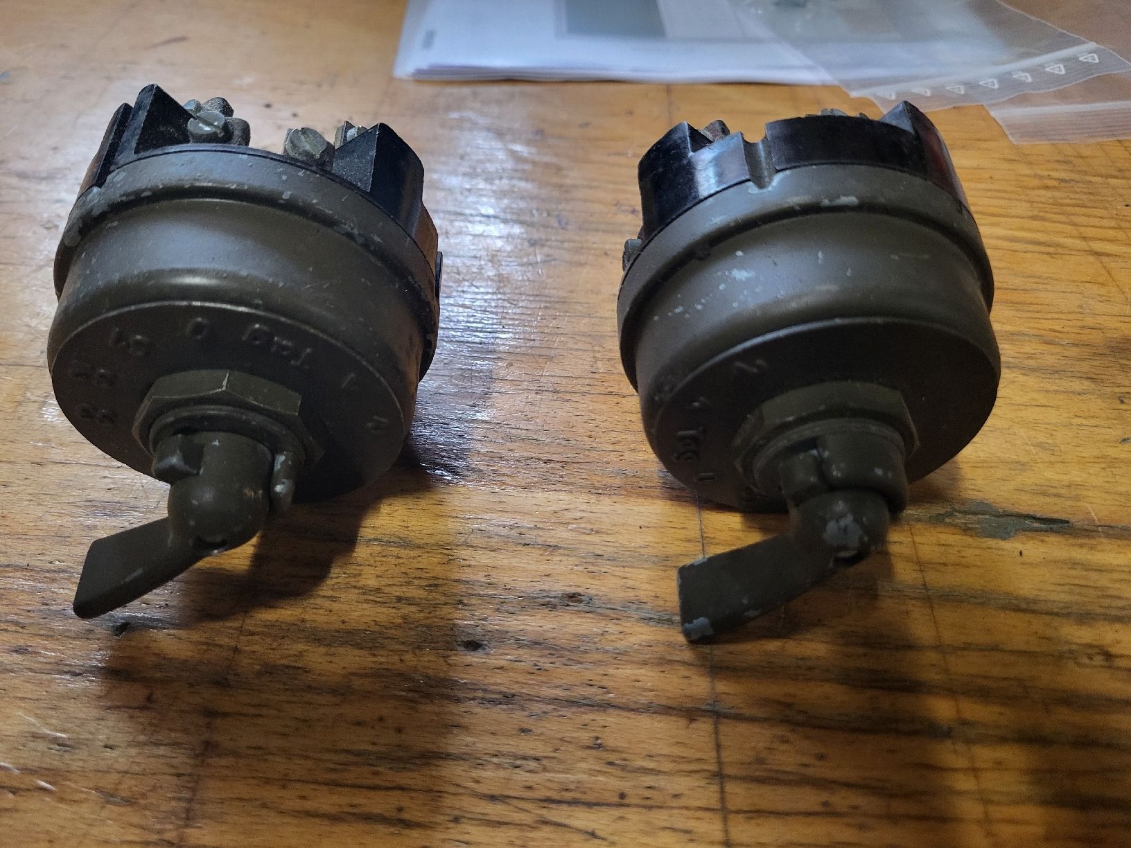 Alle Autoersatzteile: Oldtimer Schalter – Gebraucht aus Obermumpf von Dustie 1