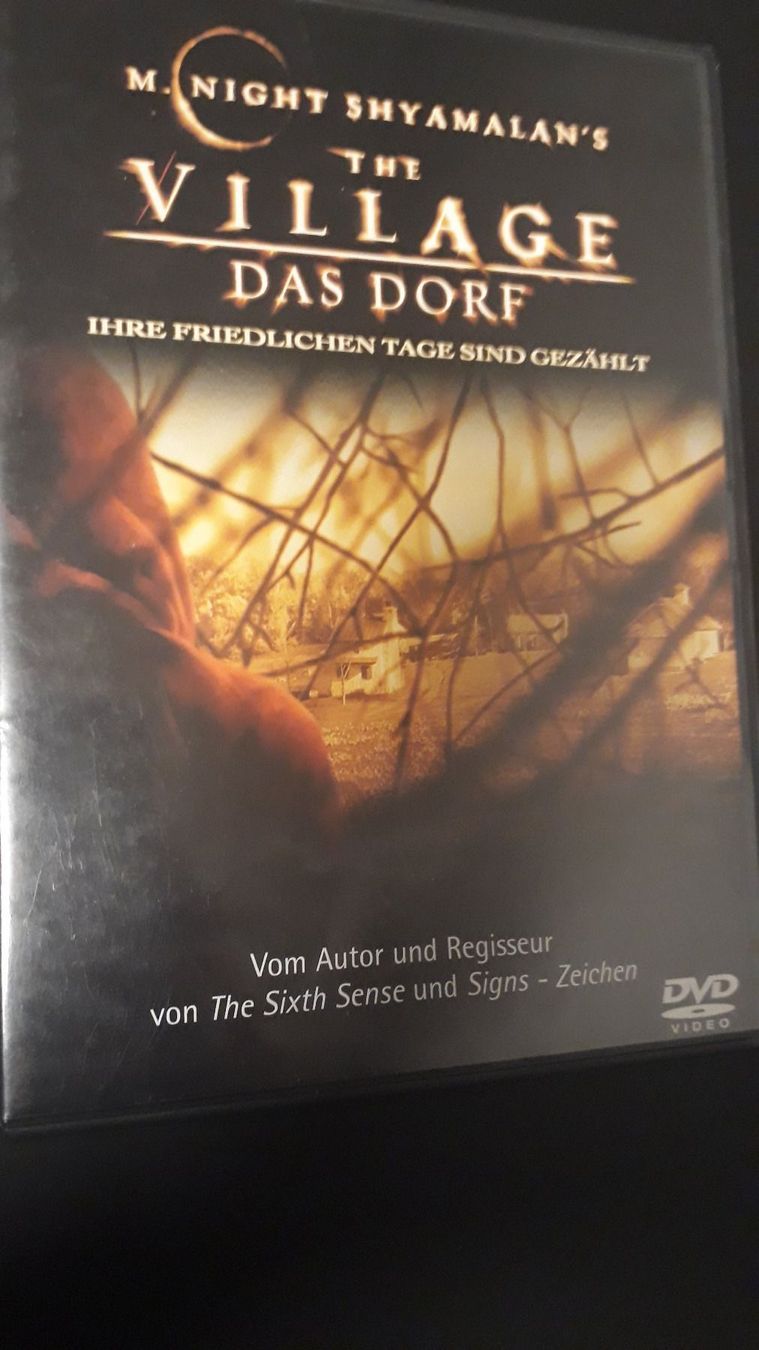 Tutti i DVDs: The Villige – Usato da Freudwil venduto da Feenland2010