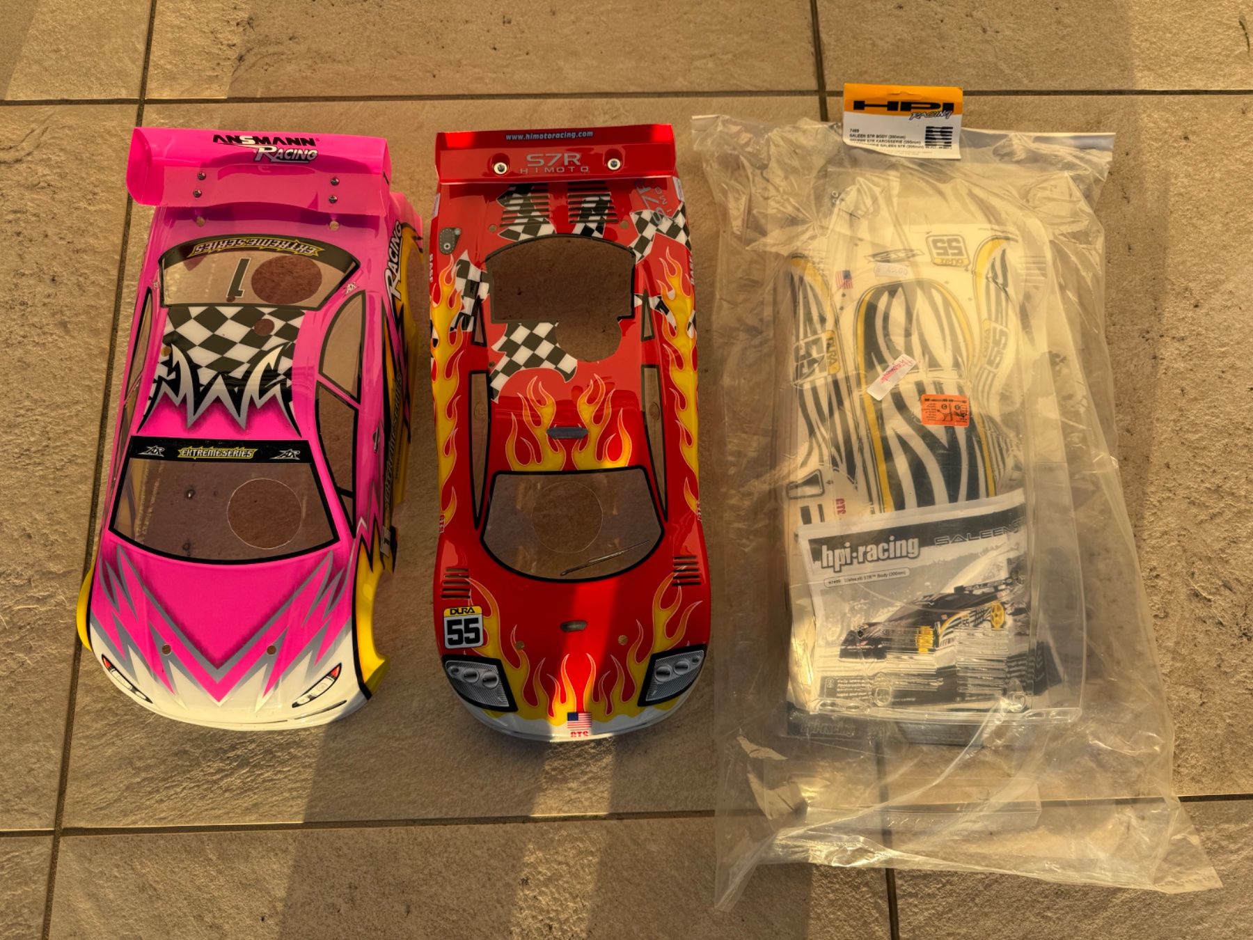 Kyosho RC Modellbau: RC Modellauto Kyosho V-One RRR – Defekt aus Morbio Inferiore von  4