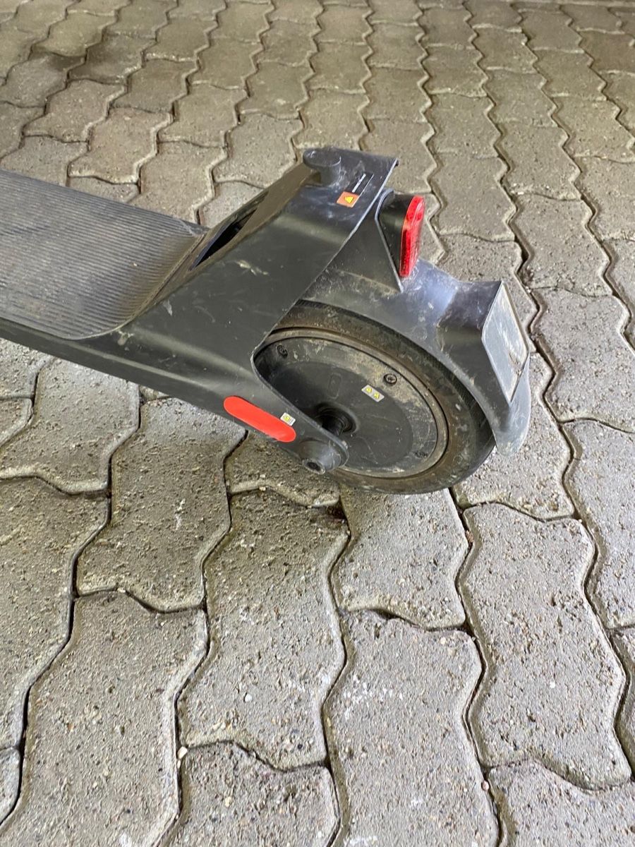 Scooters: Elektroroller Xiaomi guter Zustand – Gebraucht aus Forch von Nur_Zms 3
