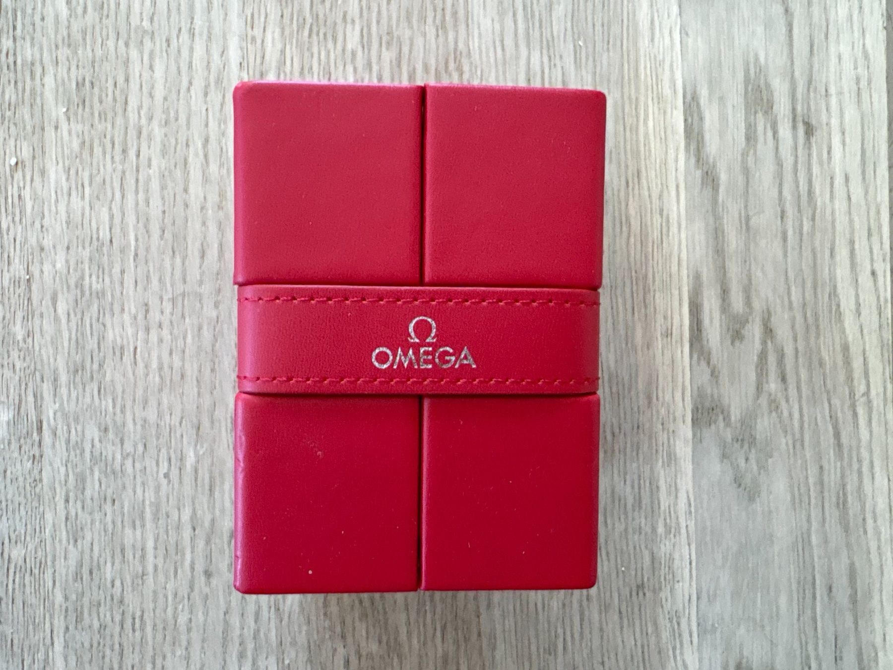 Omega Boîtes de montres: Omega Uhrenbox Reisebox – D'occasion à Elgg par Jo_Naj 3