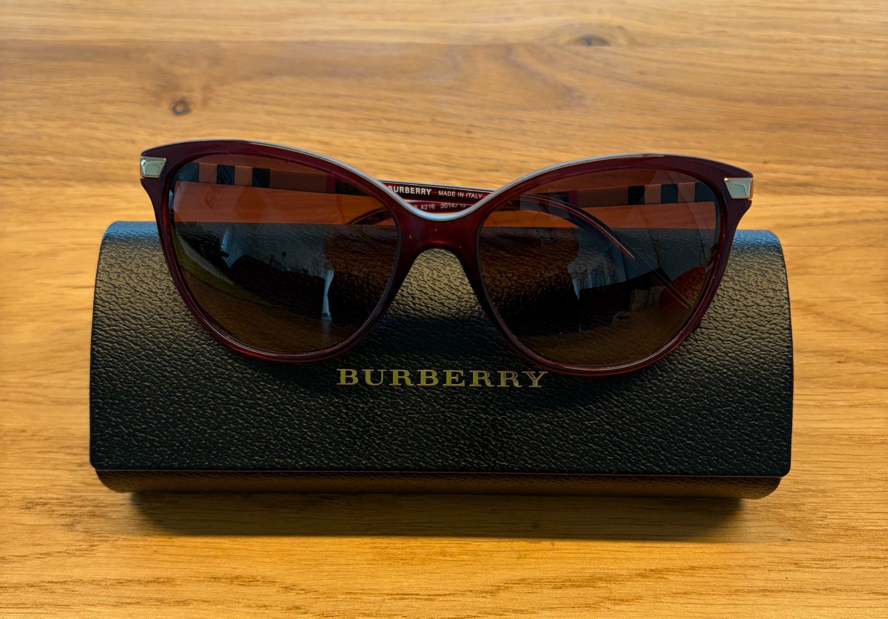 Burberry Occhiali & Lenti: Sonnenbrille Burberry – Usato da Thalwil venduto da Borozwei 3