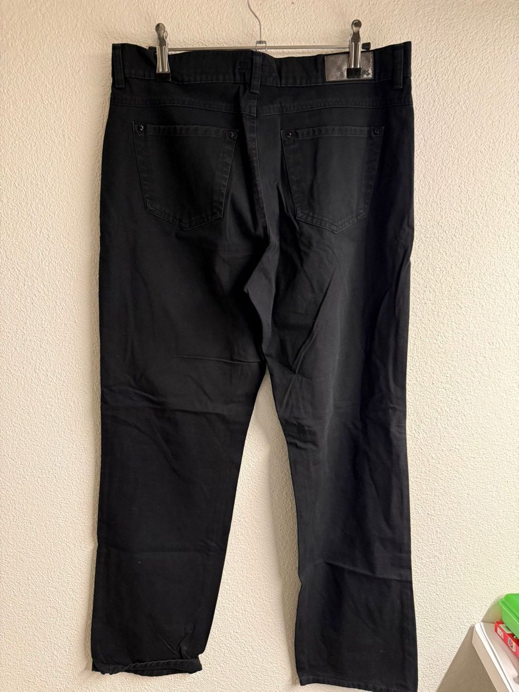 Pantaloni: Damen-Hose von Angels, Gr. 42 – Usato da Zweisimmen venduto da Mousie 1