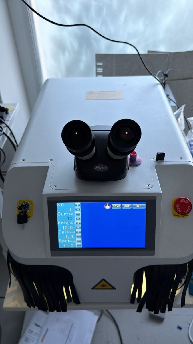 Postes à souder: Laserschweißgerät 100w – Neuf (Voir description) à Au ZH par Flaw1985