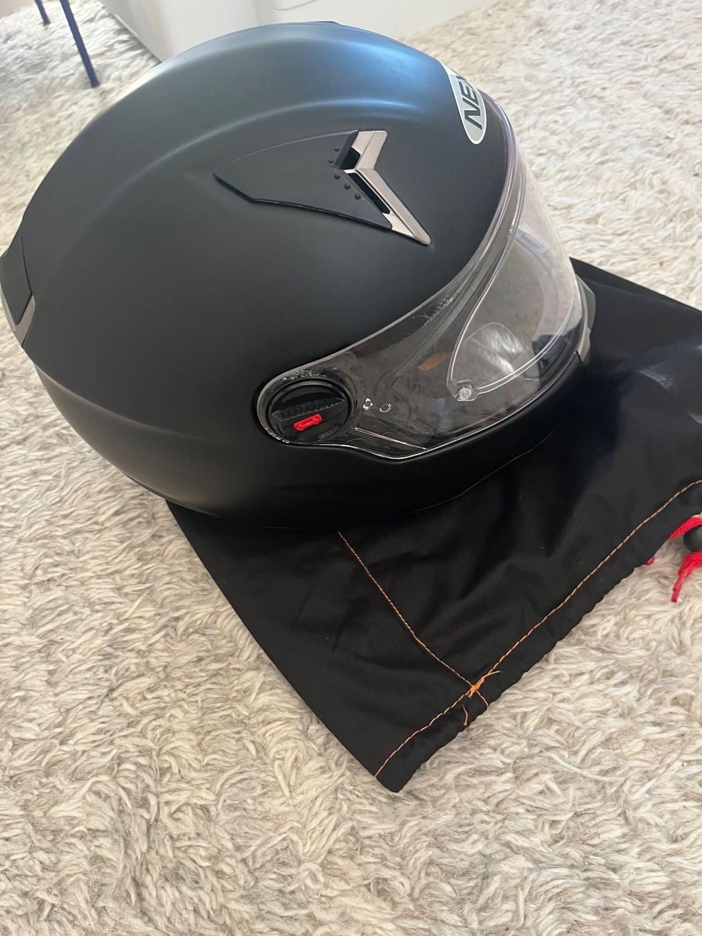 Casques & visières: NEXO Integralhelm schwarz Gr. M – D'occasion à Utzenstorf par Ismaele 4