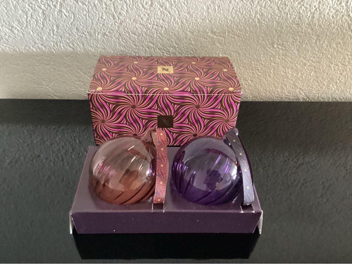 Tutte le decorazioni: Nespresso Kugeln neu, Originalverpackung! – Nuovo e nell'imballaggio originale da Cham venduto da Lanza08 1